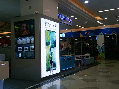 hộp đèn quảng cáo điện thoại oppo find x2