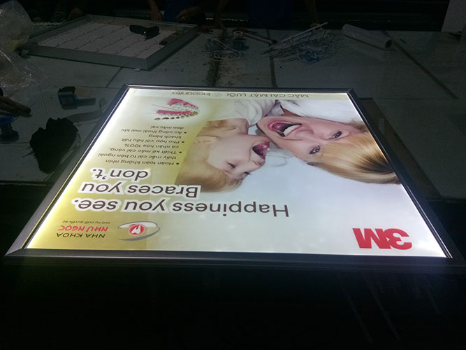 Hộp đèn siêu mỏng led cho phòng khám răng