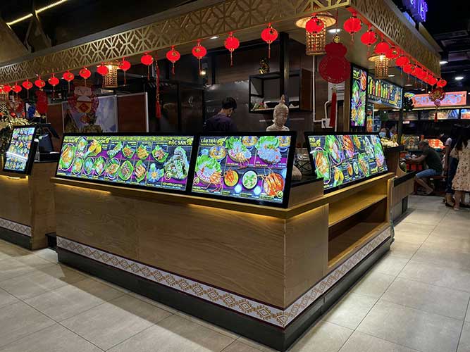 quảng cáo menu tại cái quầy thức ăn đồ uống