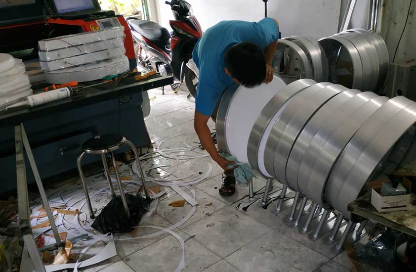 cách làm hộp đèn hút nổi tròn