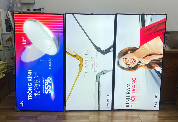 Tranh điện tranh rút 60x120cm treo tường cho cửa hàng mắt kính