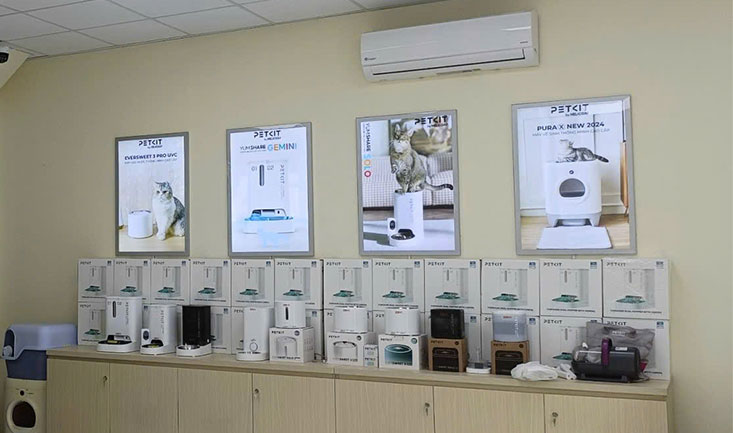 hộp đèn siêu mỏng nắp hít làm tranh trang trí của hàng thú cưng