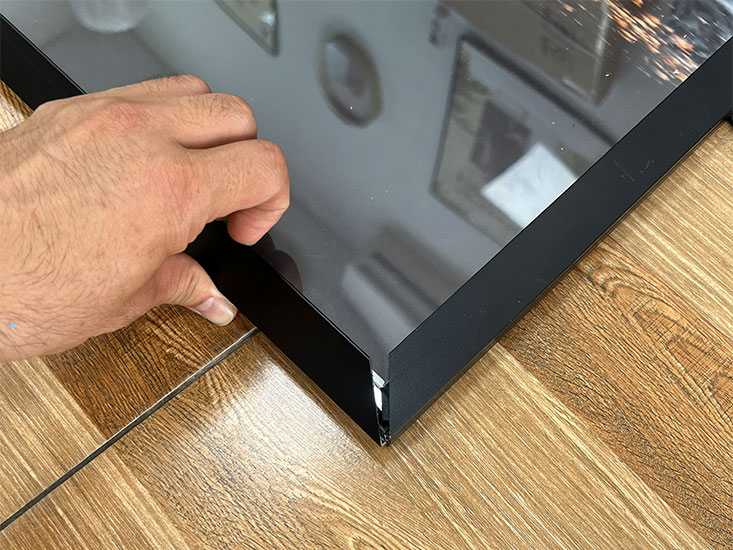 Hộp đèn siêu mỏng nắp bật